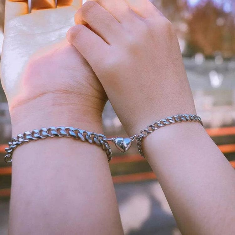 ELITEPRO™ Magnetic Love Chain Bracelet Set