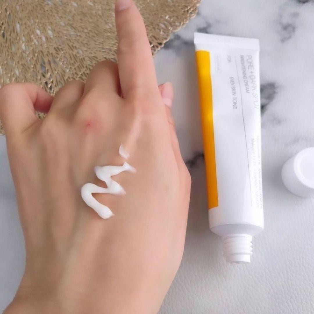 Korean Brightening pore + darks spot cream