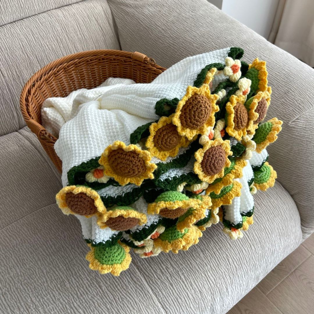 Hand Made Soft Bouquet Blanket (Premium Wool Yarn)